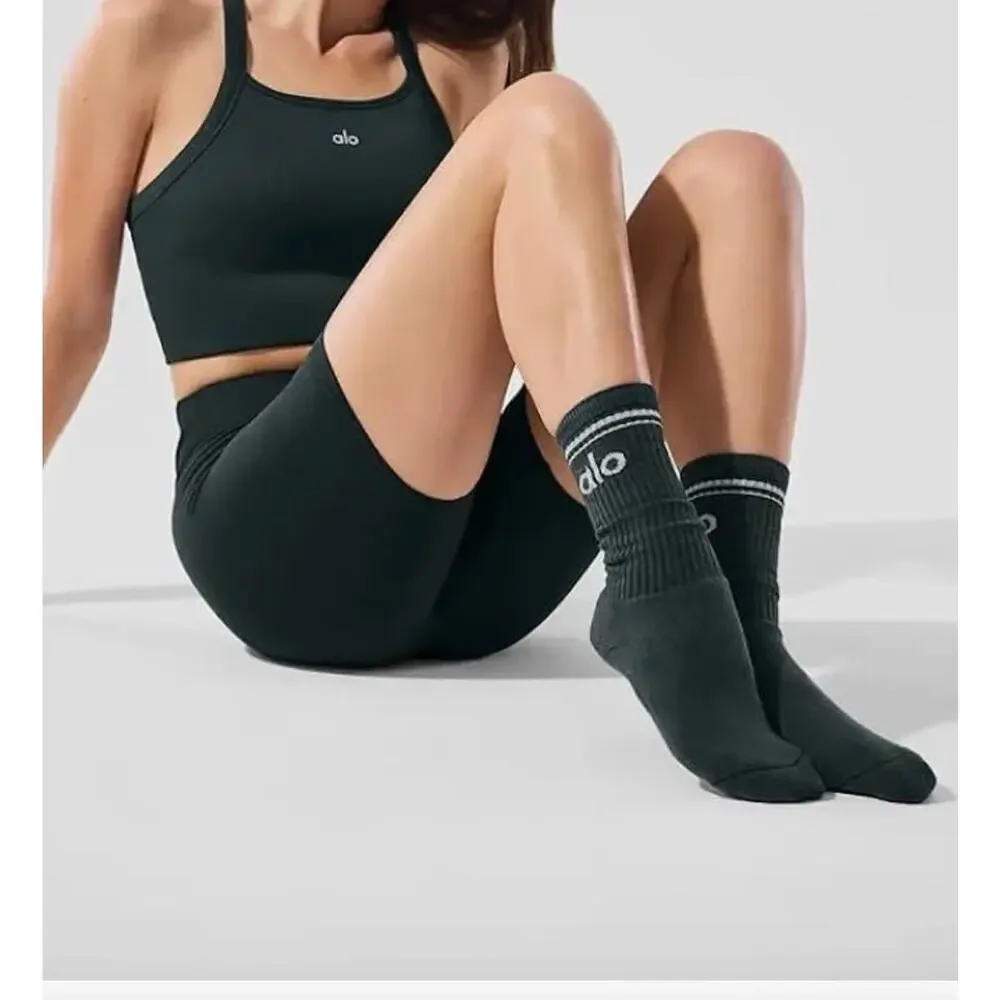 ALO Yoga nwt alo